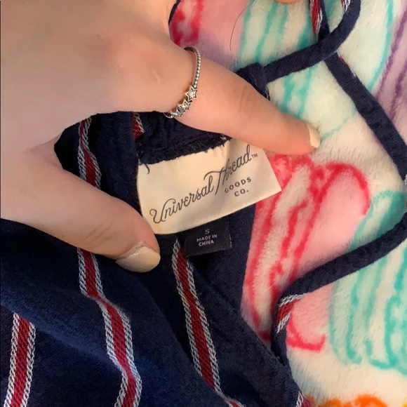 striped jumpsuit with keyhole front - Picture 4 of 4